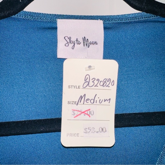 Sky to moon long sleeve bow cut out semi backless mini dress size medium! - Picture 7 of 8